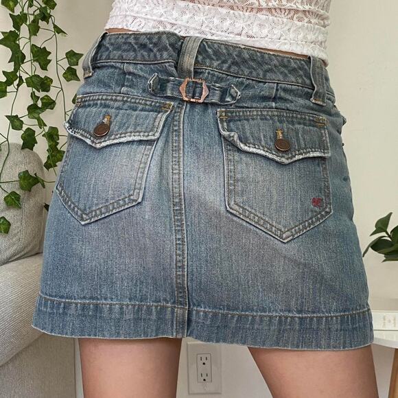 American Eagle‎ Outfitters Womens Y2K Preppy Cinch Back Denim Mini Skirt Size 8 - Picture 1 of 9
